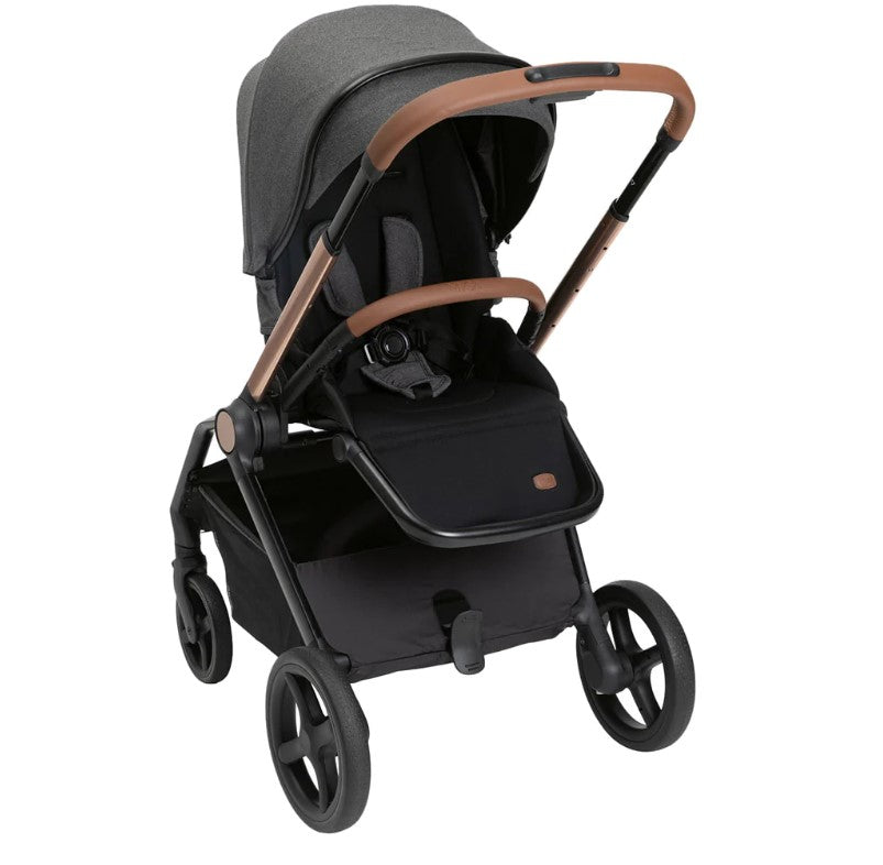 Chicco Mysa Travel System Black